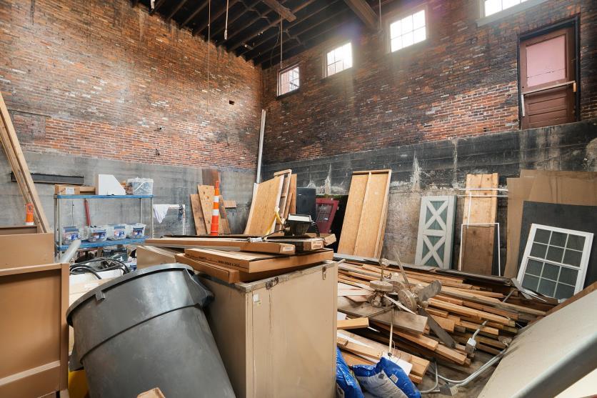 More Photos Of 108 Busch Ave, Washington Freestanding For Sale