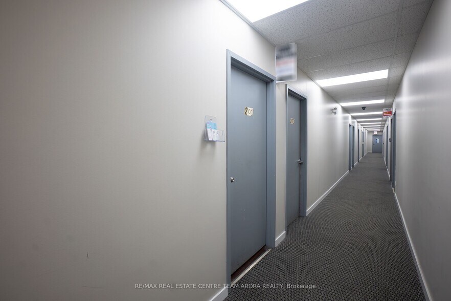 More Photos Of 10095 Bramalea Rd, Brampton Storefront Retail Office For Sale