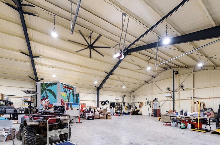 More Photos Of 332 Highway 3400 hwy, Jenkins Industrial For Sale