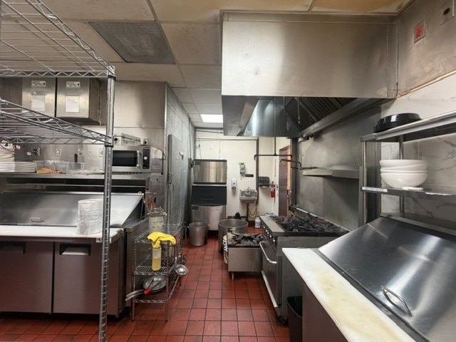 More Photos Of 13312 Lincoln Way, Auburn Fast Food For Sale