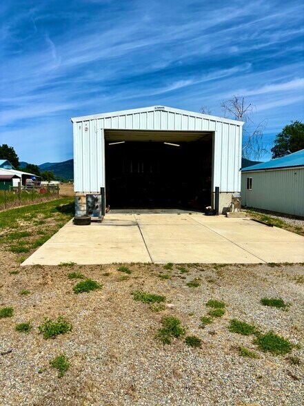 More Photos Of 3 Two Boys Ln, Plains Warehouse For Sale