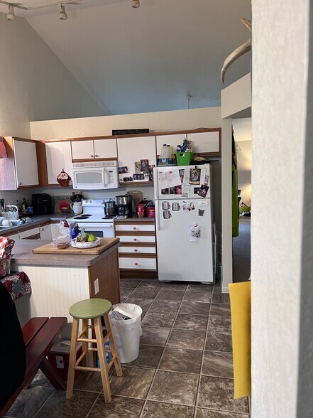 More Photos Of 333 Jackson St, Coleman Apartments For Sale