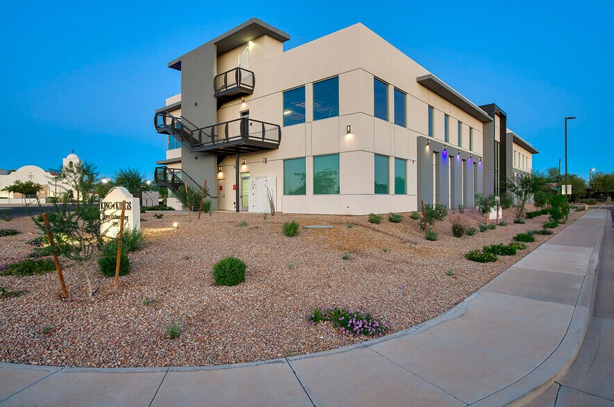 More Photos Of 13980 W Avalon Dr, Goodyear Medical For Lease