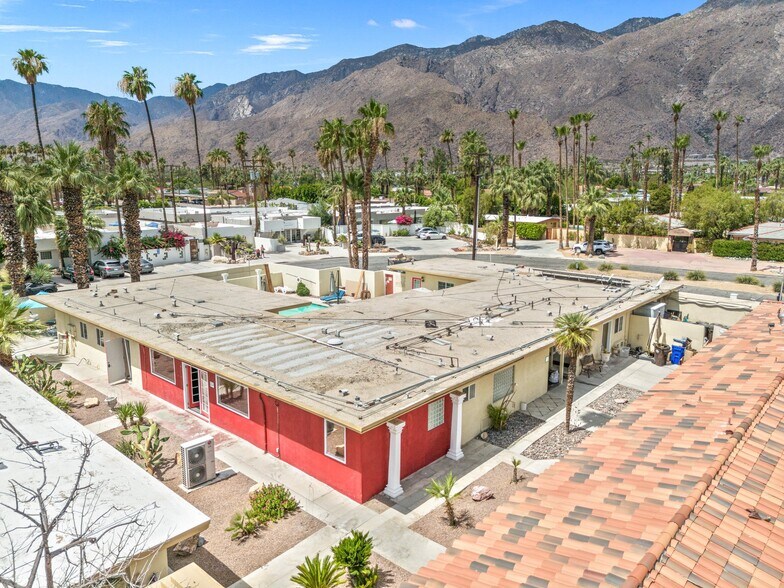 More Photos Of 526 S Warm Sands Dr, Palm Springs Hotel For Sale