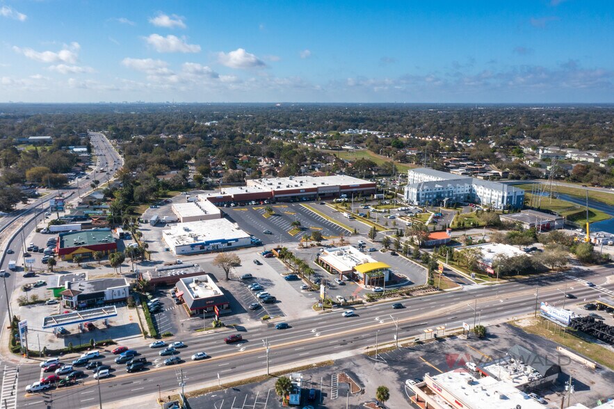 More Photos Of 5300 Silver Star Rd, Orlando Freestanding For Lease