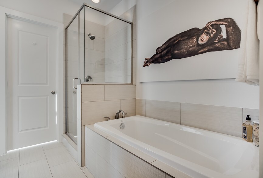 More Photos Of 4950 Cedar Springs Rd, Dallas Apartments For Sale