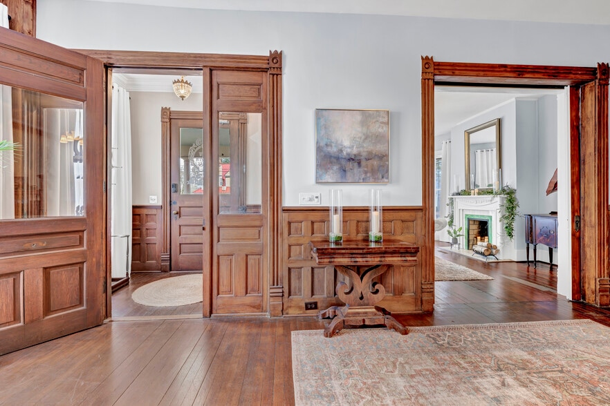 More Photos Of 412 S 3rd St, Wilmington Hospitality For Sale