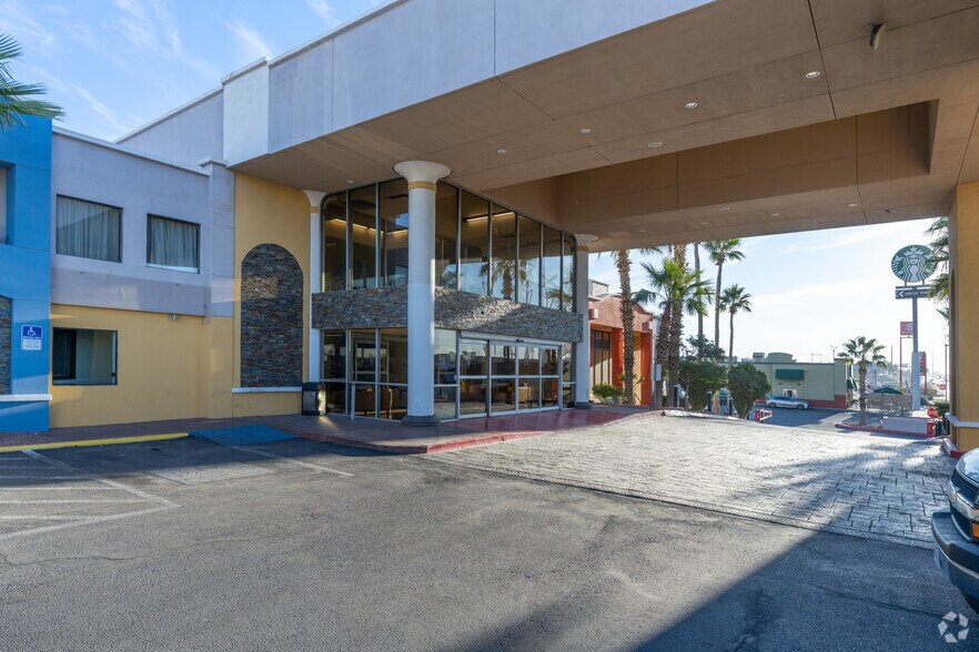 More Photos Of 6655 Gateway Blvd W, El Paso Hotel For Sale