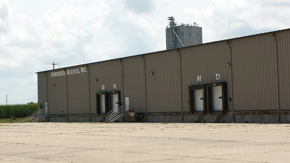 More Photos Of 715 East St, Grinnell Distribution For Lease