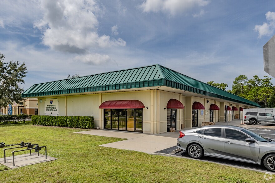 Primary Photo Of 4920 Lena Rd, Bradenton Light Distribution For Lease
