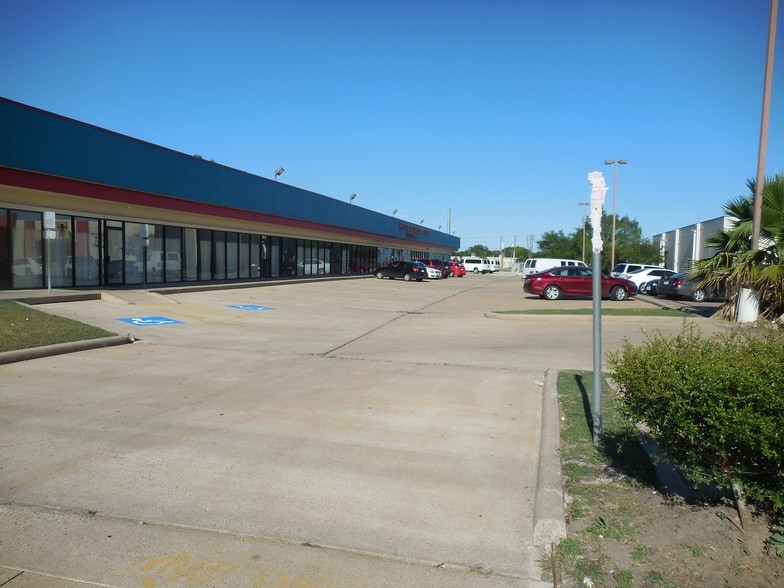 More Photos Of 6570 W Bellfort St, Houston Daycare Center For Sale