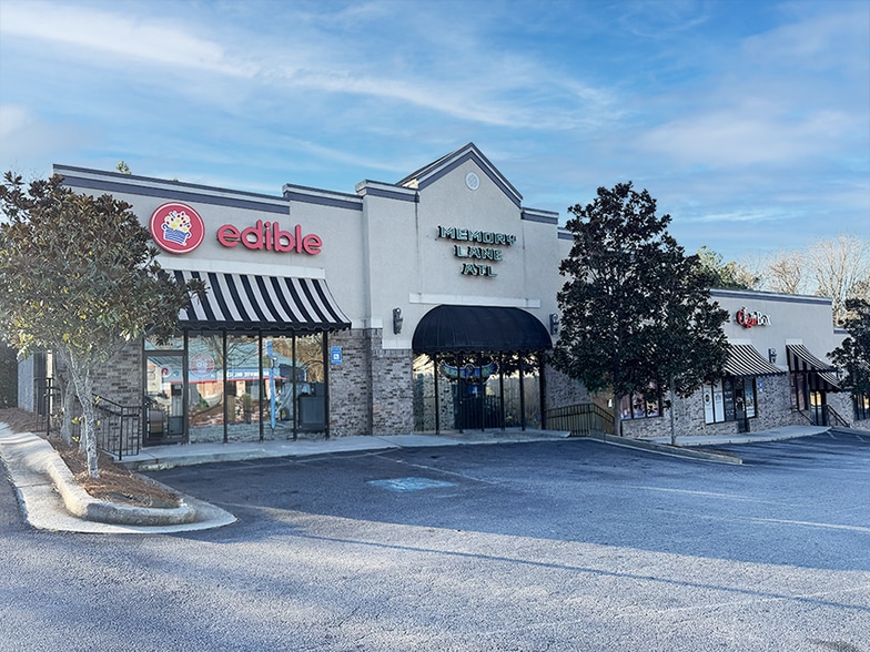 More Photos Of 6880 Douglas Blvd, Douglasville General Retail For Lease