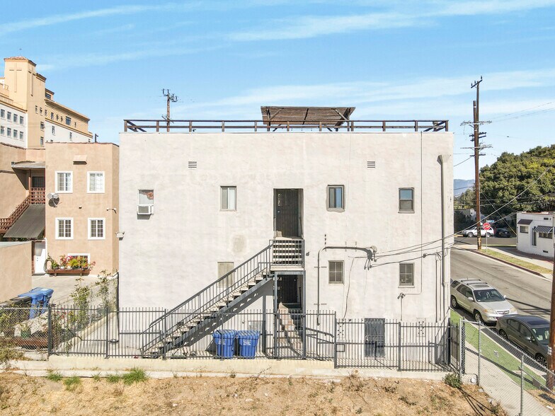 More Photos Of 2300 Bellevue Ave, Los Angeles Apartments For Sale