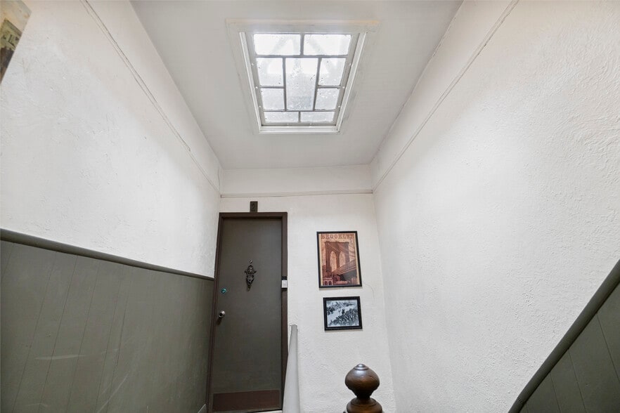 More Photos Of 7601 5th Ave, Brooklyn Storefront Retail Residential For Sale
