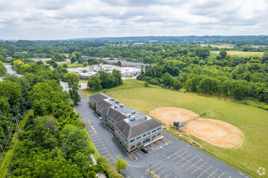 More Photos Of 400 Lapp Rd, Malvern Medical For Lease