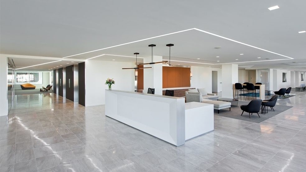 More Photos Of 575 7th St NW, Washington Office For Lease