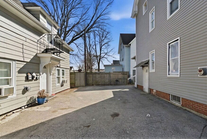 More Photos Of 10 Clark Ave, Pawtucket Apartments For Sale