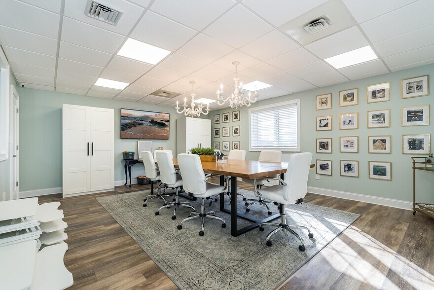 More Photos Of 10 W Hanover Ave, Randolph Office For Sale