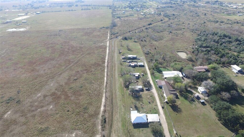 More Photos Of 6018 FM 360 Rd, Needville Trailer Camper Park For Sale