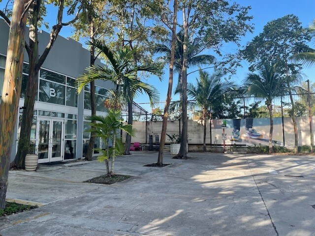 More Photos Of 7610-7636 NE 4th Ct, Miami Industrial For Lease