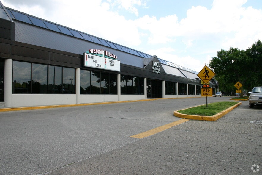 More Photos Of 320-350 S 25th St, Terre Haute Unknown For Lease