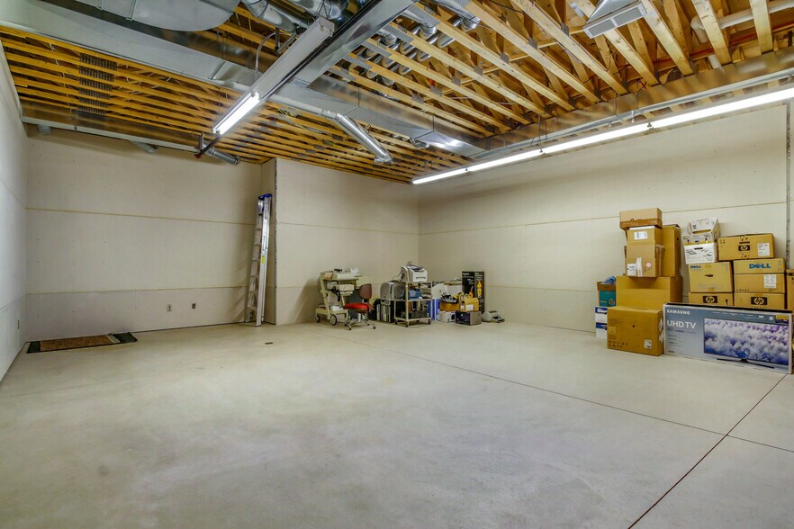 More Photos Of 659 W Hamilton Ave, Eau Claire Medical For Sale