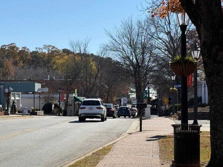 More Photos Of 1014 Canton St, Roswell Office Residential For Sale