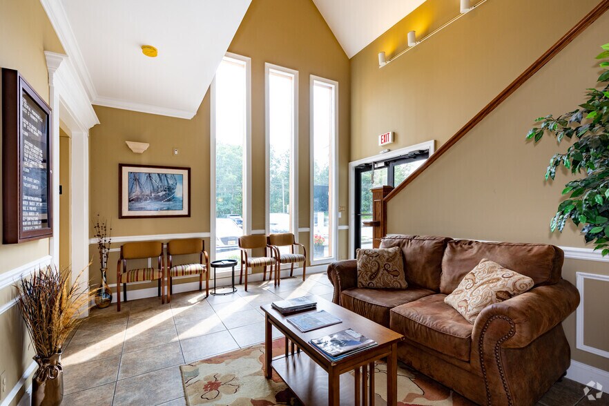 More Photos Of 1044 Lacey Rd, Forked River Medical For Lease