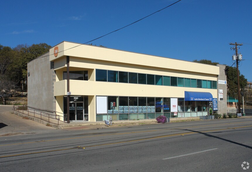 Primary Photo Of 700 N Lamar Blvd, Austin Freestanding For Lease