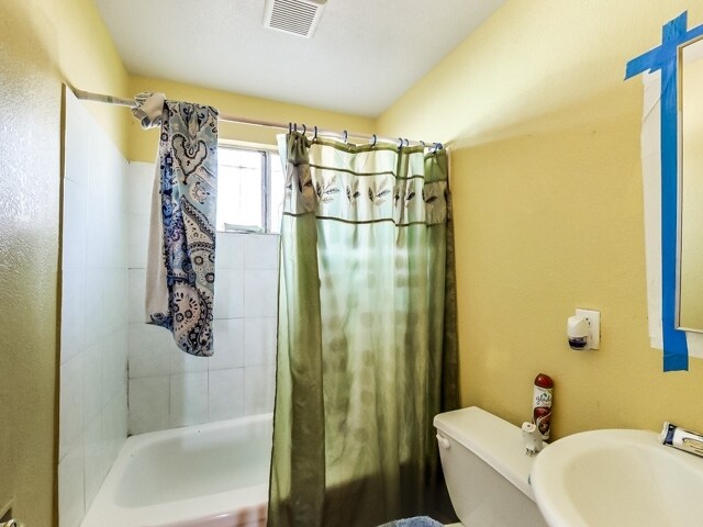 More Photos Of 314-324 105th Ave, Oakland Apartments For Sale