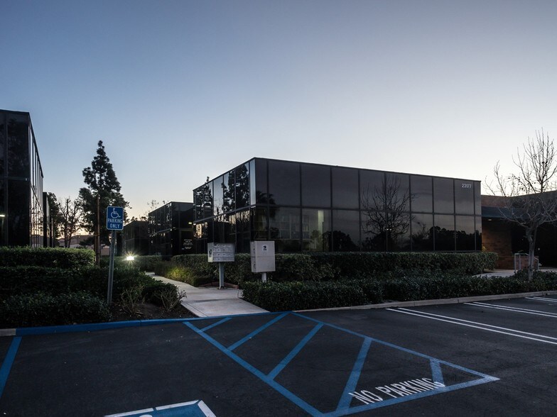 More Photos Of 23175-23177 La Cadena Dr, Laguna Hills Office For Lease