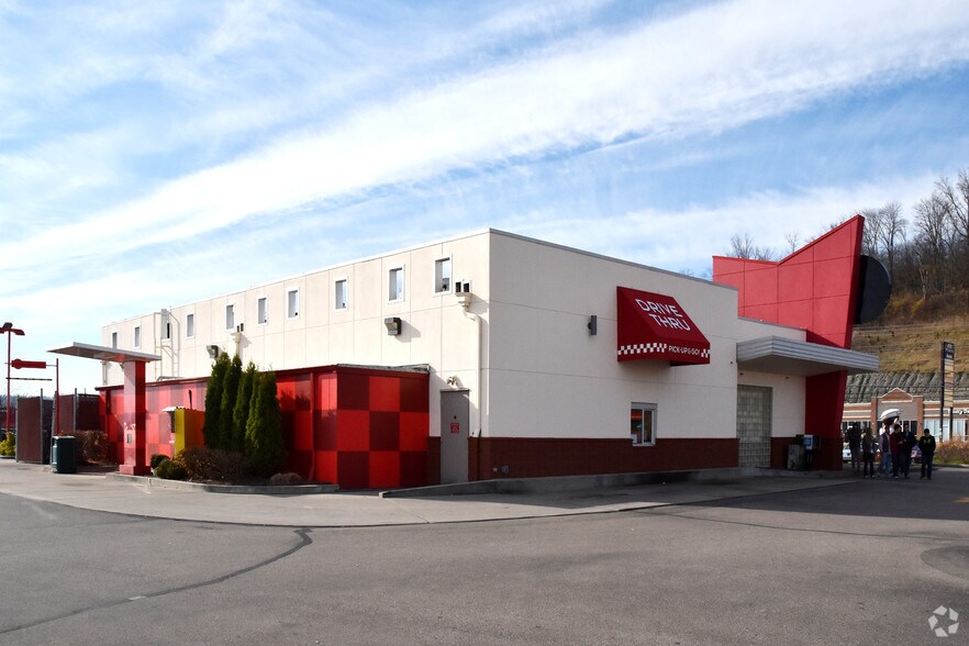 More Photos Of 1020 W Eads Pky, Lawrenceburg Restaurant For Lease