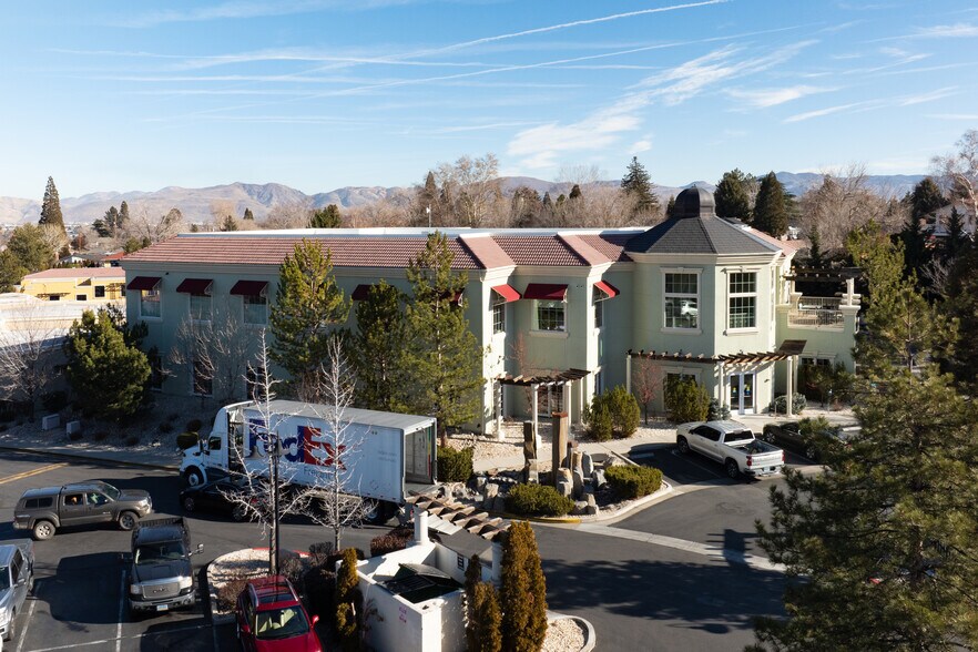 More Photos Of 540 W Plumb Ln, Reno Medical For Lease