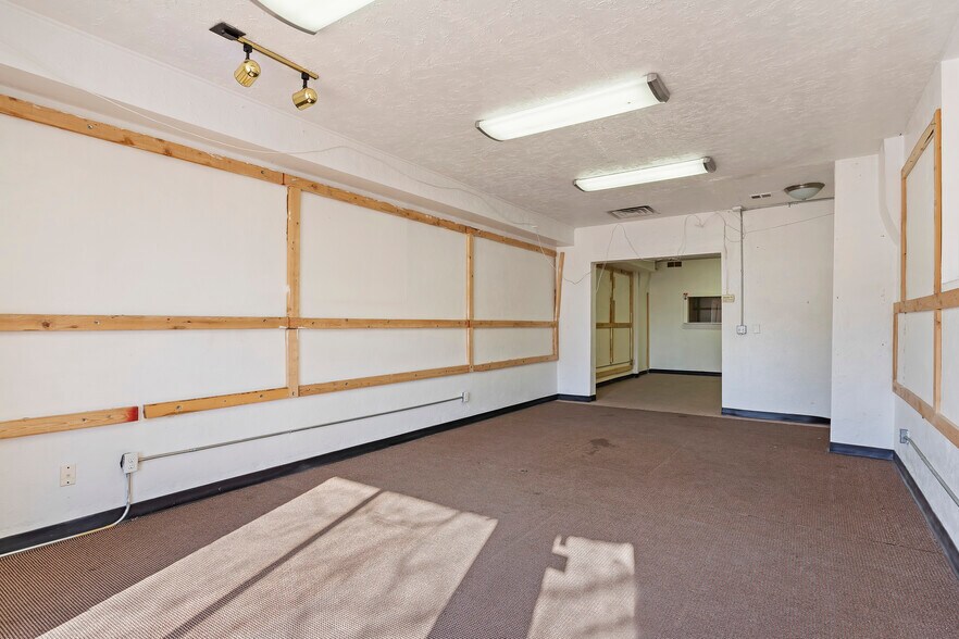 More Photos Of 210 24th St, Ogden Storefront For Sale