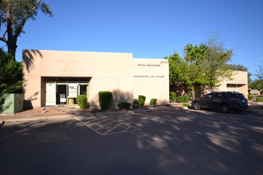 More Photos Of 8075 E Morgan Trl, Scottsdale Medical For Lease