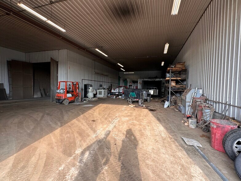 More Photos Of 3945 S Blue Star Dr, Traverse City Service For Sale