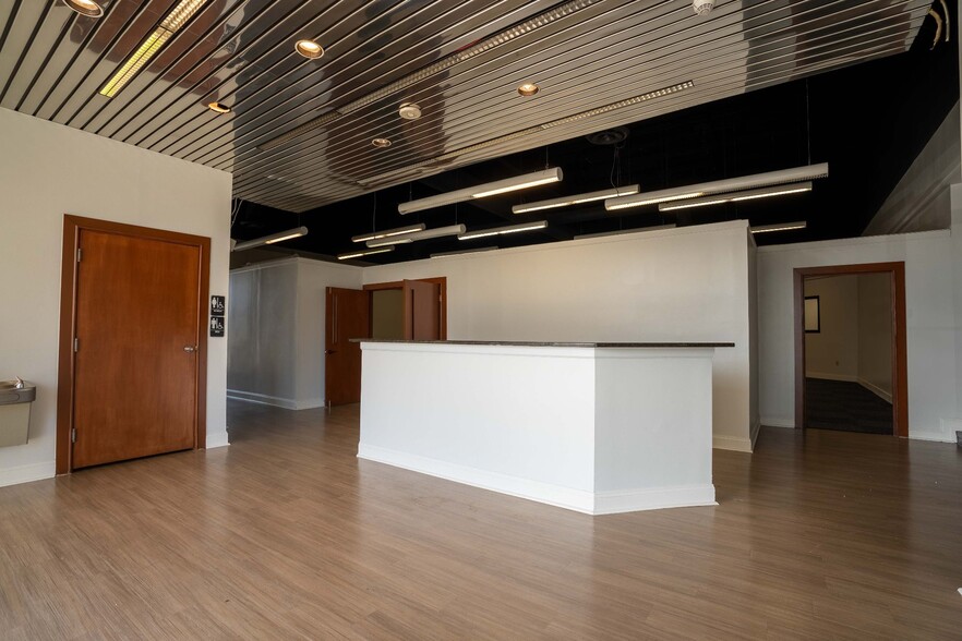 More Photos Of 8160 Regent Pky, Fort Mill Flex For Lease