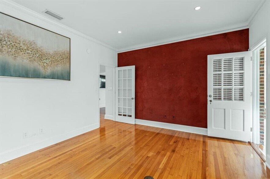 More Photos Of 1202 E Park Ave, Tallahassee Office Residential For Sale