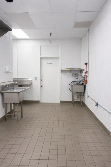 More Photos Of 701-709 E Broadway, Glendale Apartments For Lease