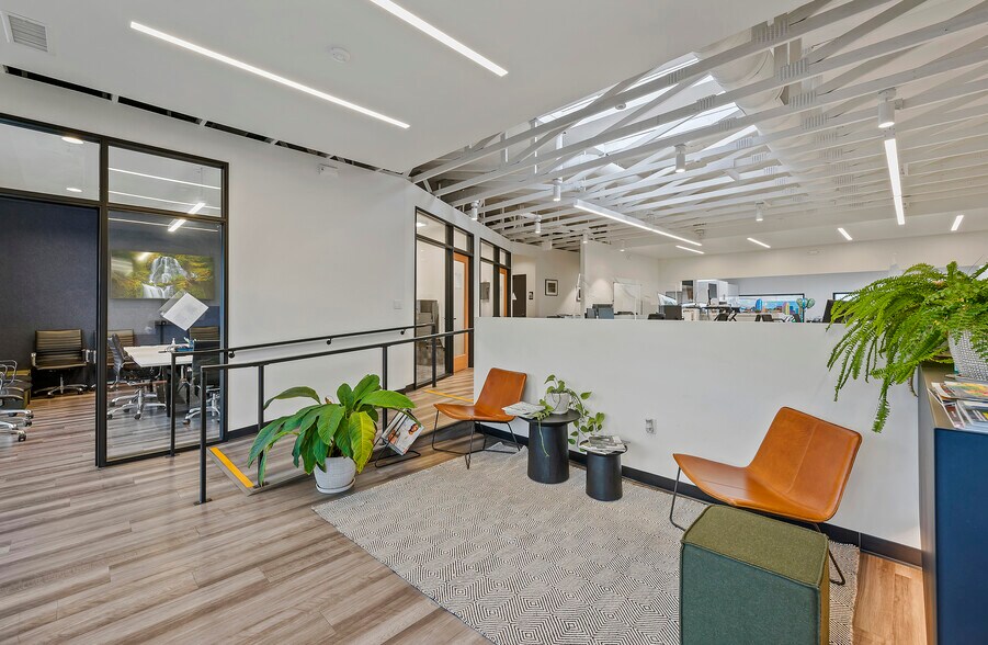 More Photos Of 1295 W Morena Blvd, San Diego Office For Lease