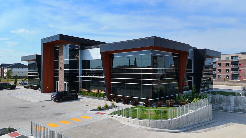 Primary Photo Of 5650 34th Ave S, Fargo Office For Lease