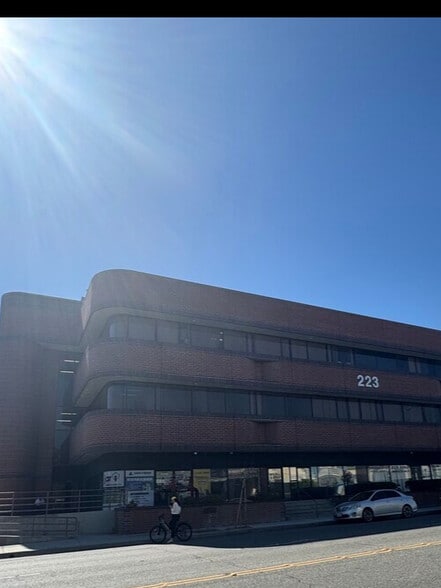 More Photos Of 223 N Garfield Ave, Monterey Park Medical For Sale
