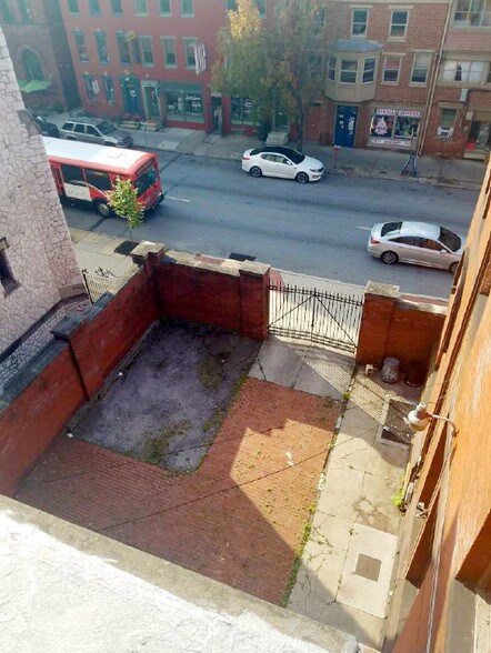 More Photos Of 55 W Philadelphia St, York Restaurant For Lease