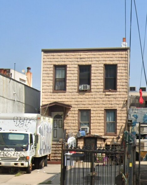 Primary Photo Of 120 Kingsland Ave, Brooklyn Specialty For Sale