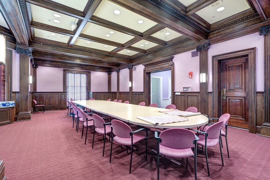 More Photos Of 2040 S St NW, Washington Office For Sale