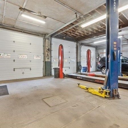More Photos Of 990 S Main St, Athol Auto Dealership For Sale