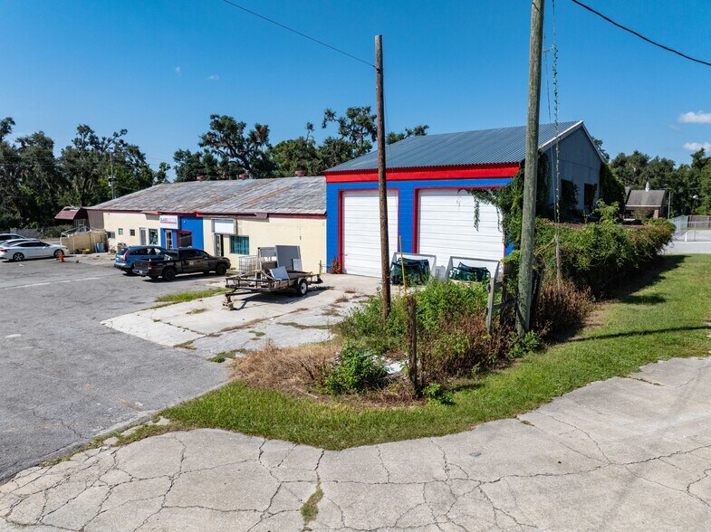 More Photos Of 633 NE Colin Kelly Hwy, Madison Freestanding For Sale