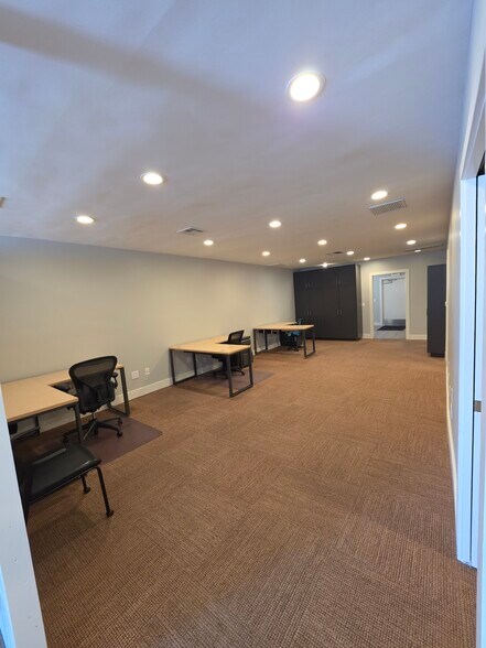 More Photos Of 11654 W Pico Blvd, Los Angeles Office For Lease