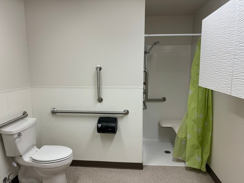 More Photos Of 6949 S High Tech Dr, Midvale Office For Lease