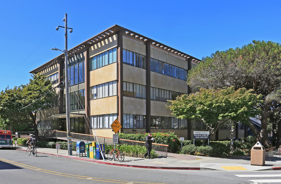 Primary Photo Of 3000 Colby St, Berkeley Medical For Lease